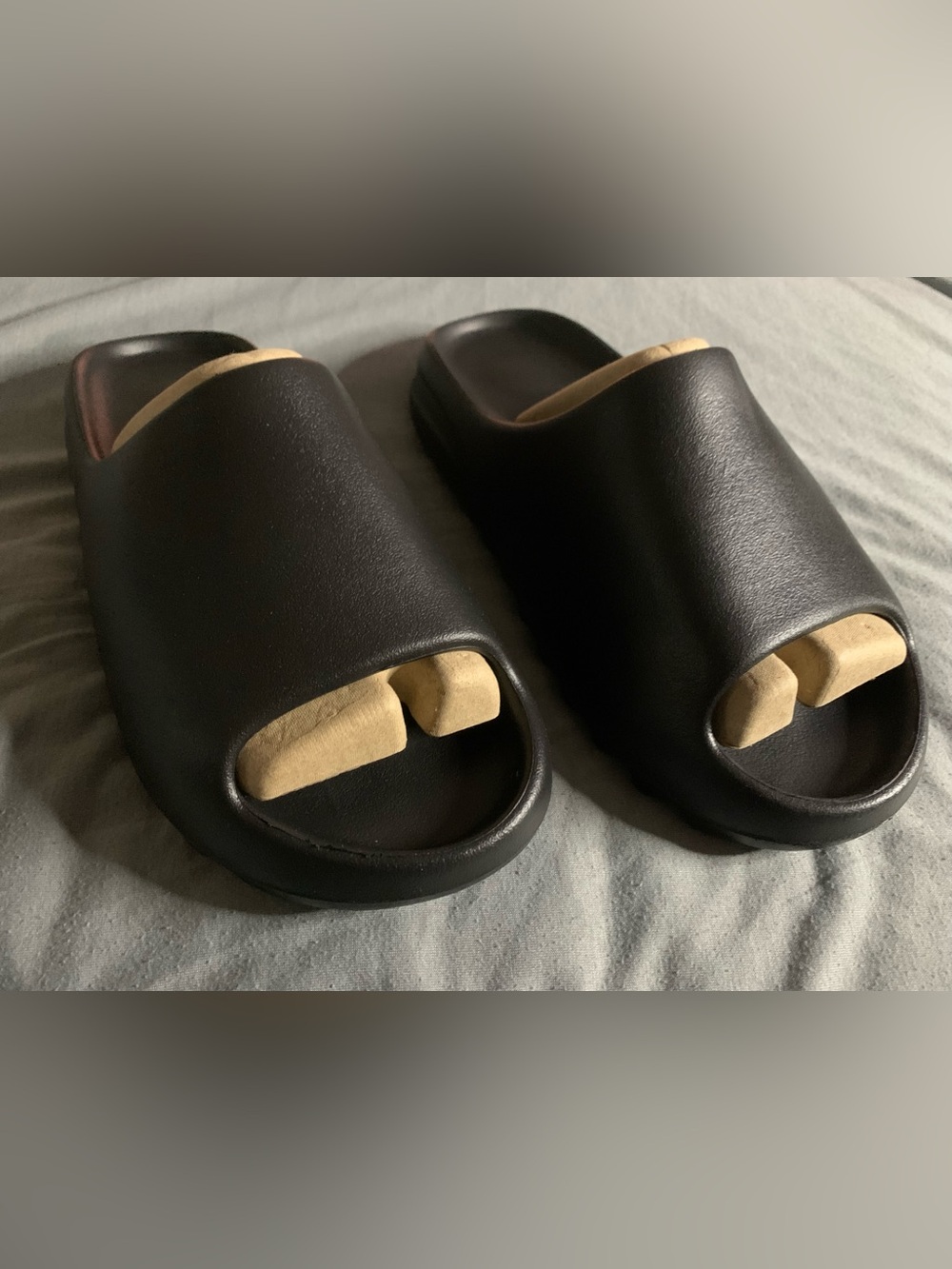 Yeezy YS-01 slides